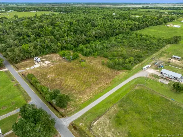 236 Delaney Road, Lake Charles, LA 70607