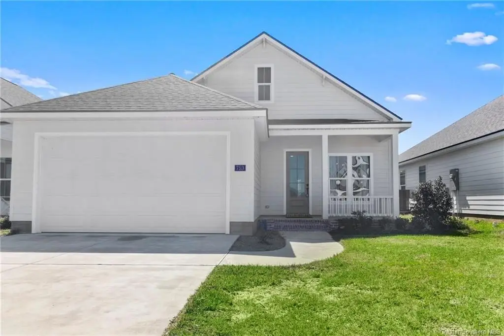 752 Lakewood Pointe Drive, Lake Charles, LA 70605 - Image #1