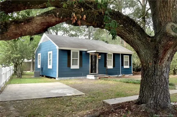 2001 Rose Street, Lake Charles, LA 70601