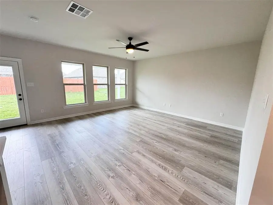 148 Chandler Lane, Sulphur, LA 70665 - Image #2