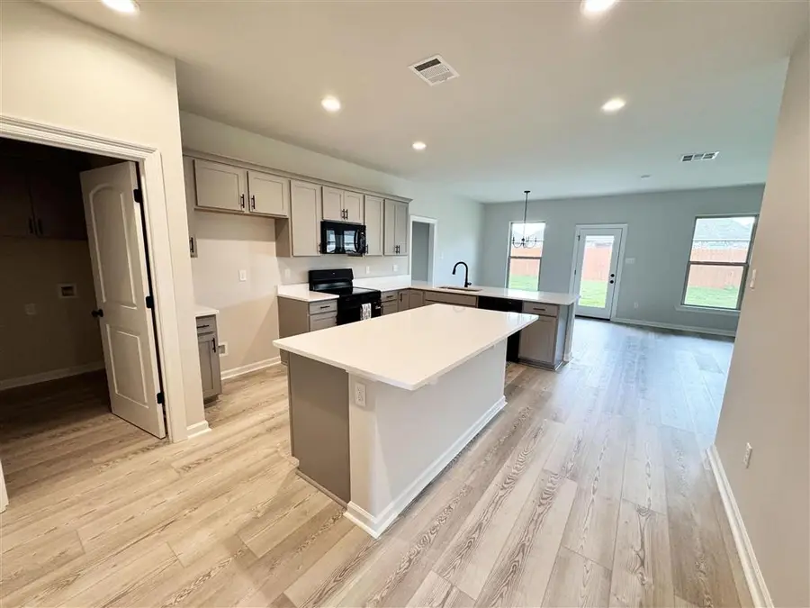 148 Chandler Lane, Sulphur, LA 70665 - Image #3