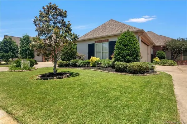 6123 E Azalea Drive E, Lake Charles, LA 70605