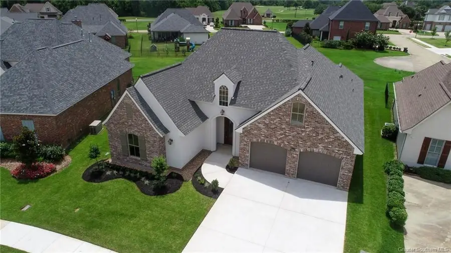 6502 E White Oleander Drive E, Lake Charles, LA 70605 - Image #2