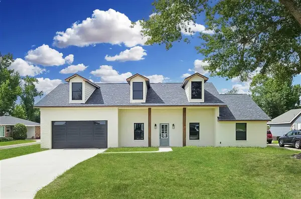 1450 N Chateau Circle N, Lake Charles, LA 70605