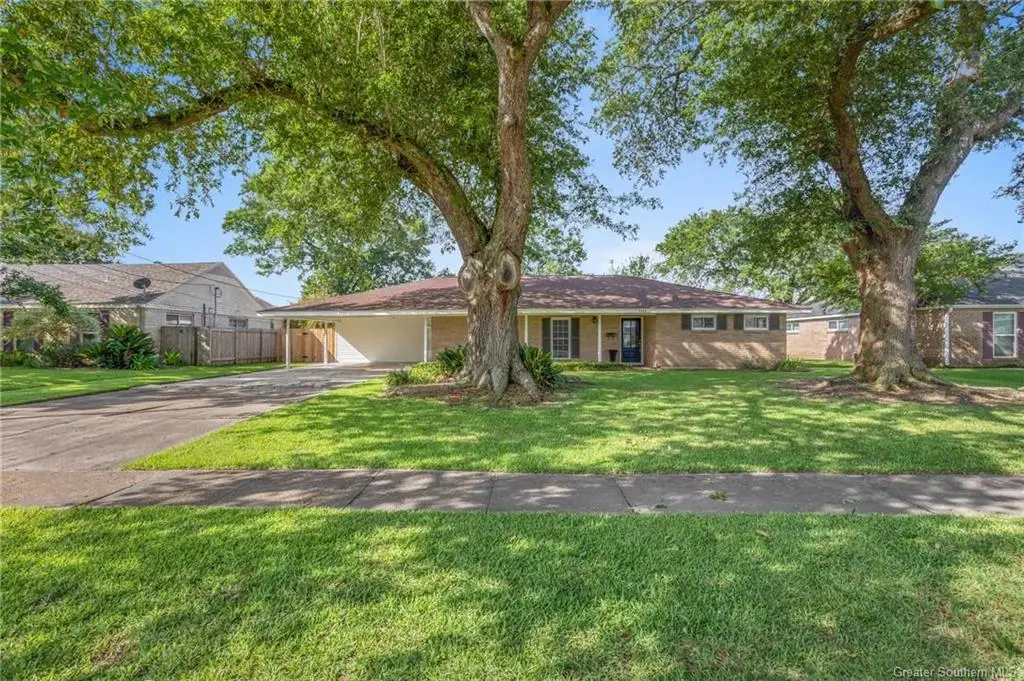 1111 Jefferson Drive, Lake Charles, LA 70605 - Image #1