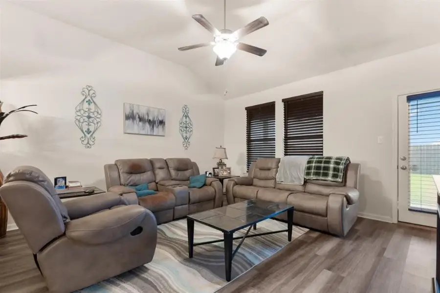 3195 Baywood Avenue, Lake Charles, LA 70607 - Image #2