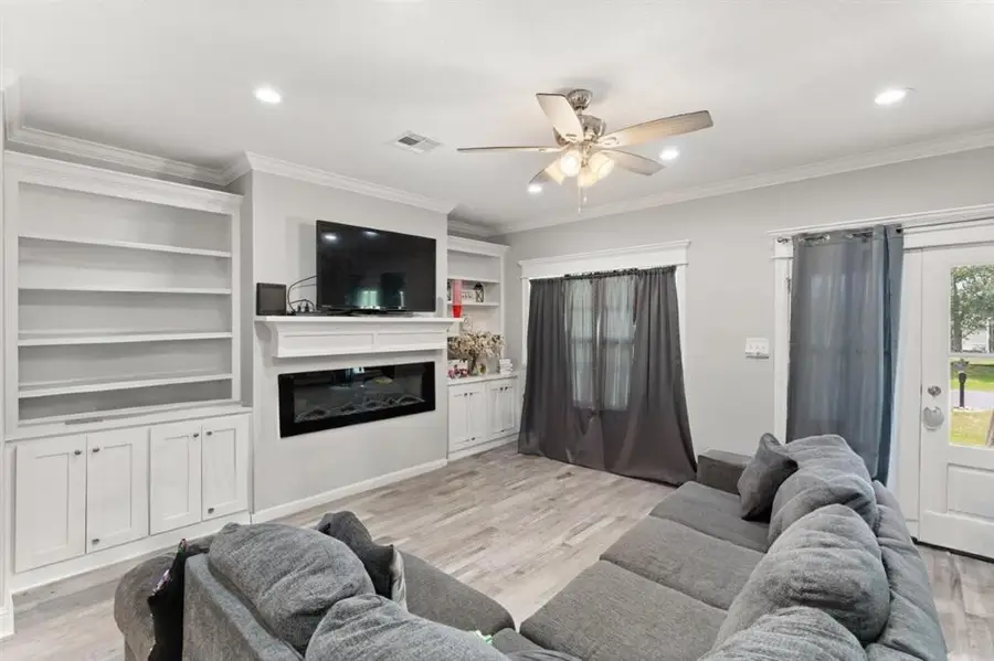 7690 Nine Oaks Drive, Lake Charles, LA 70607 - Image #2