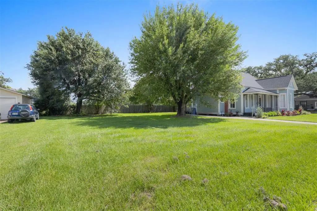 725 Pine Street, Lake Charles, LA 70601 - Image #1