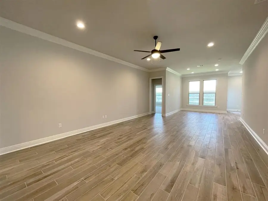 4474 Lakes Edge Drive, Lake Charles, LA 70607 - Image #3