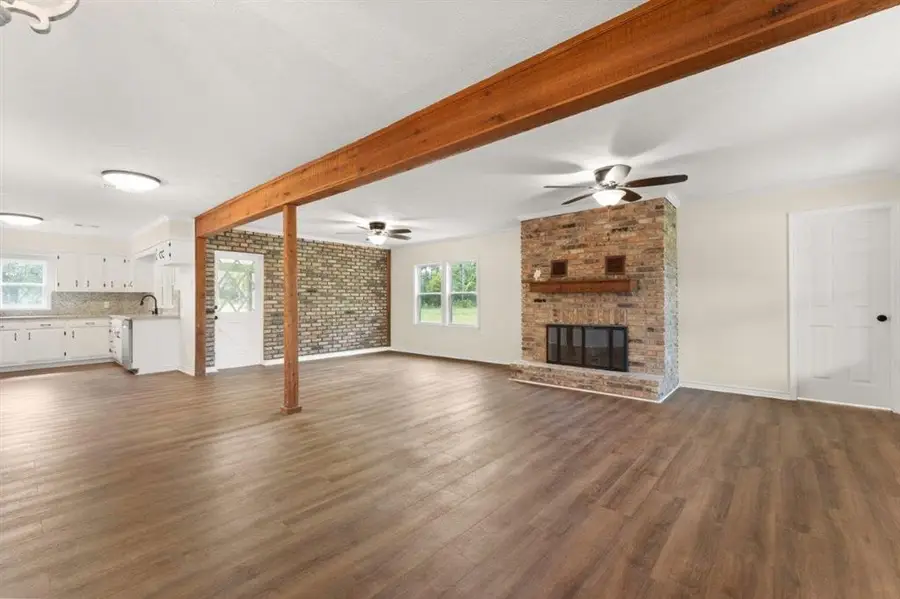 1106 Sutherland Road, Lake Charles, LA 70611 - Image #2