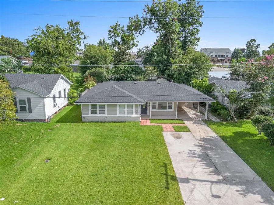 606 W Lagrange Street W, Lake Charles, LA 70605 - Image #2