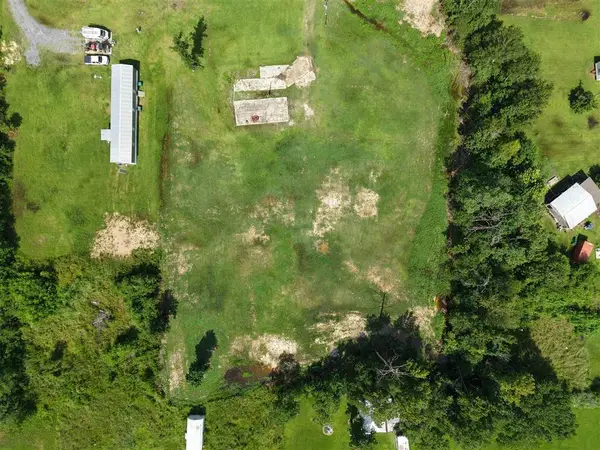 2526 Cox Road, Westlake, LA 70669