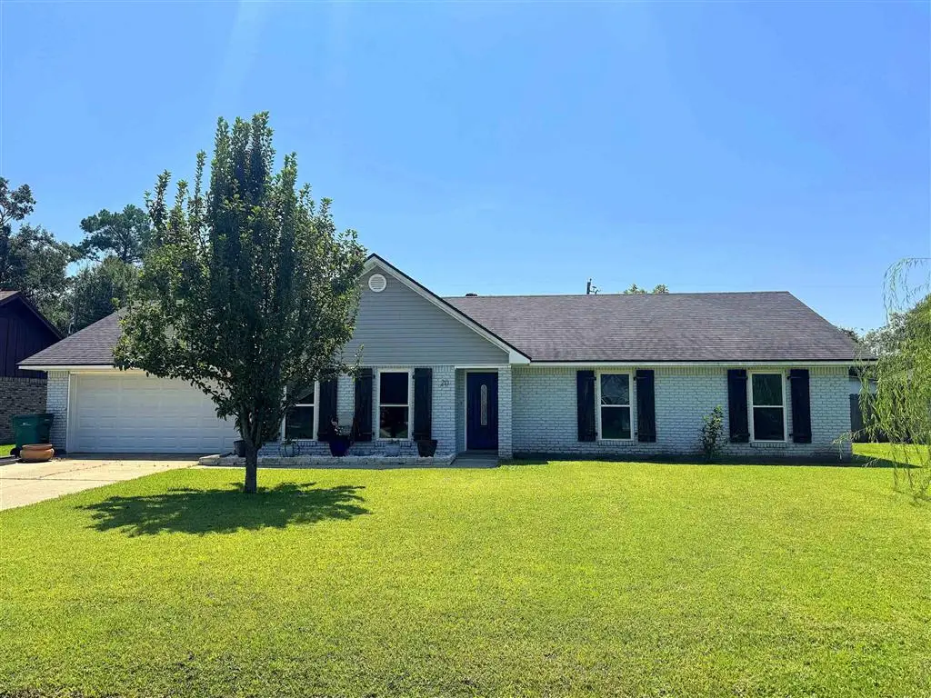 20 Pinewood Drive, Sulphur, LA 70663 - Image #1