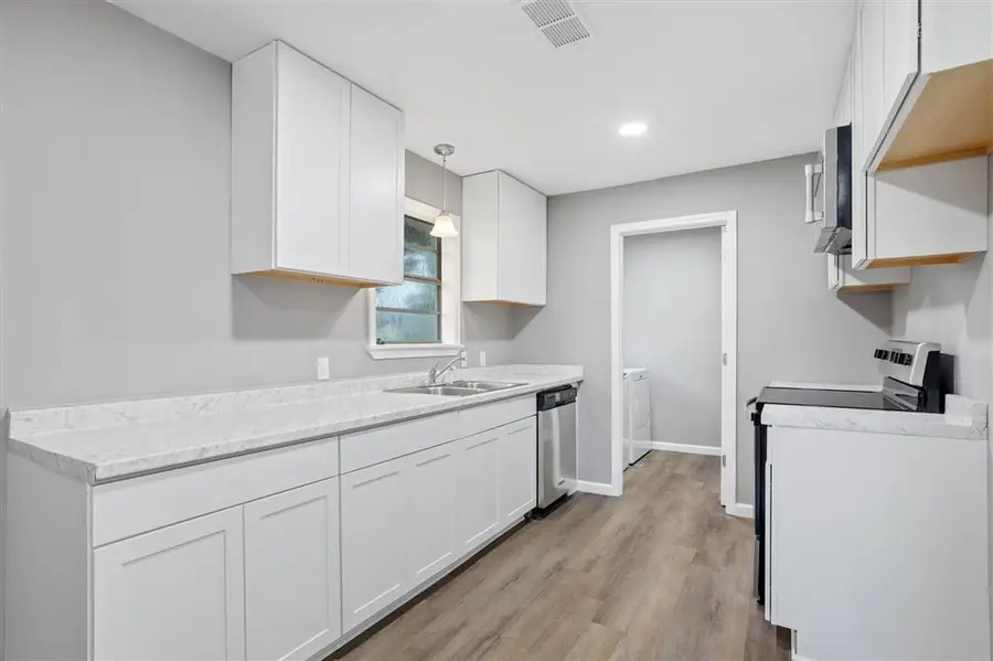 560 N Crocker Street N, Sulphur, LA 70663 - Image #3