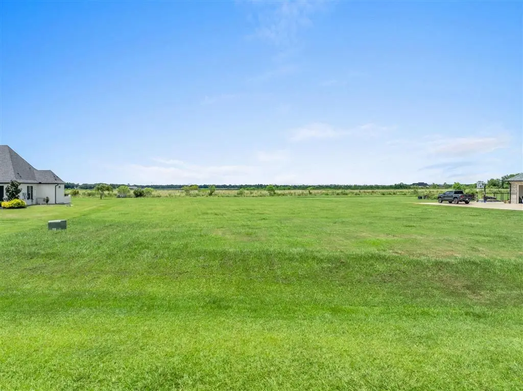 5686 Waterside Drive, Lake Charles, LA 70607 - Image #1