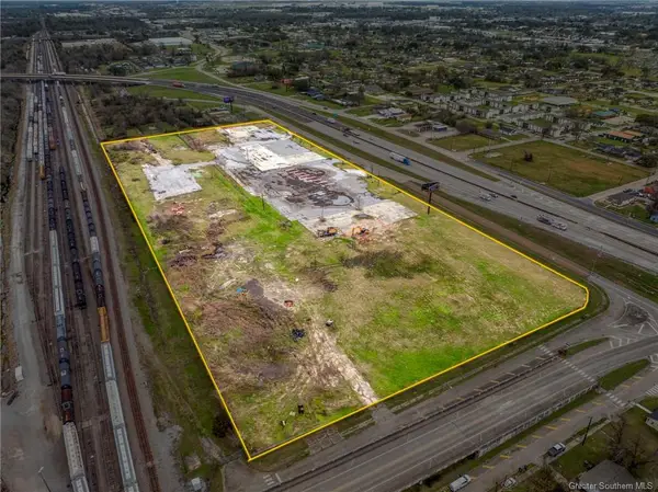 1825 Interstate 10 Interstate, Lake Charles, LA 70601