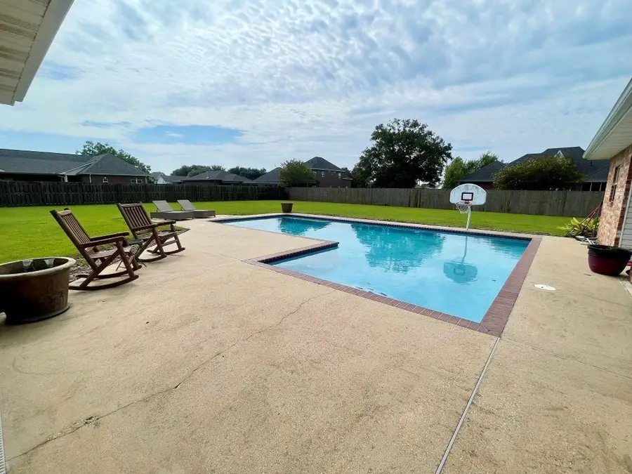 1725 Swan Drive, Lake Charles, LA 70605 - Image #2