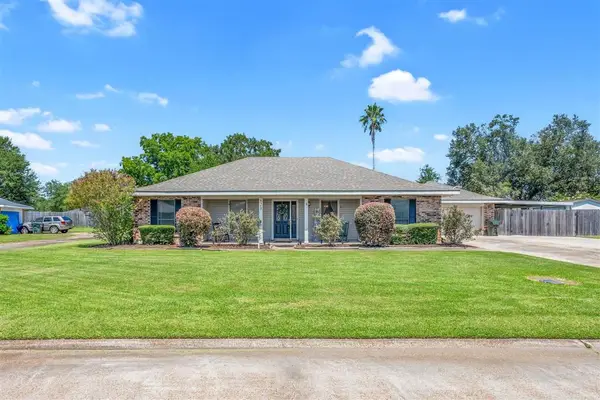 829 Rampart St Street, Lake Charles, LA 70607