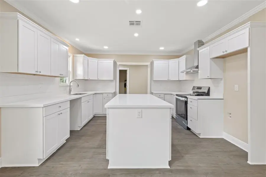 610 Decker Street, Jennings, LA 70546 - Image #3