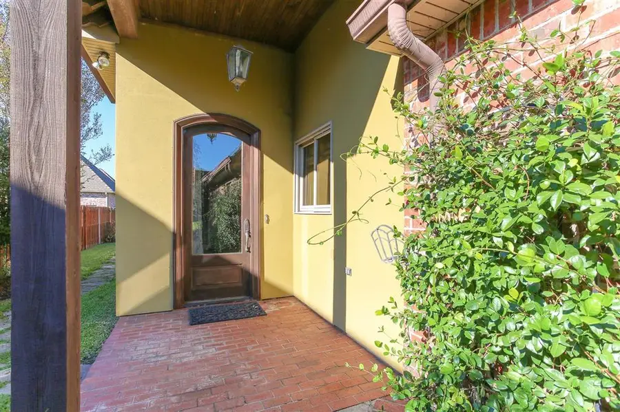 926 Carondelet Street, Lake Charles, LA 70605 - #3