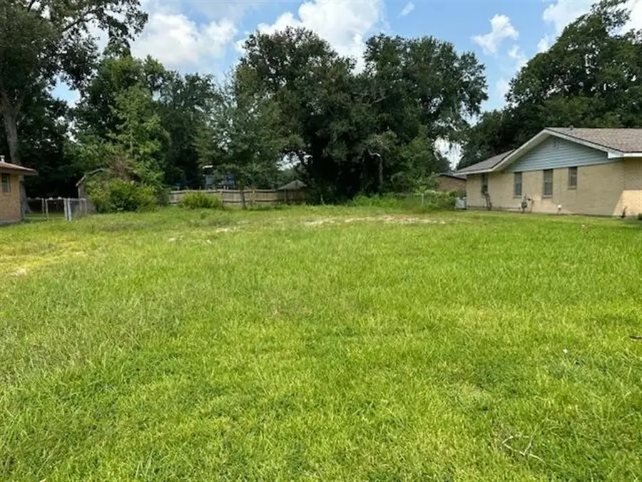 114 Crestwood Street, Lake Charles, LA  - #3