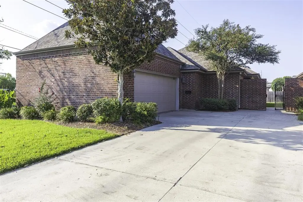 732 Julius St Street, Lake Charles, LA 70605 - Image #1