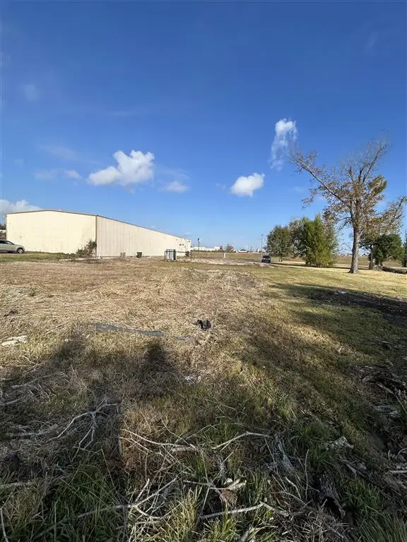 335 W College Street W, Lake Charles, LA 70605 - Image #3