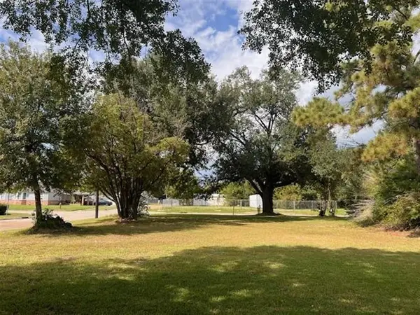 702 Alamo Street, Lake Charles, LA 70601