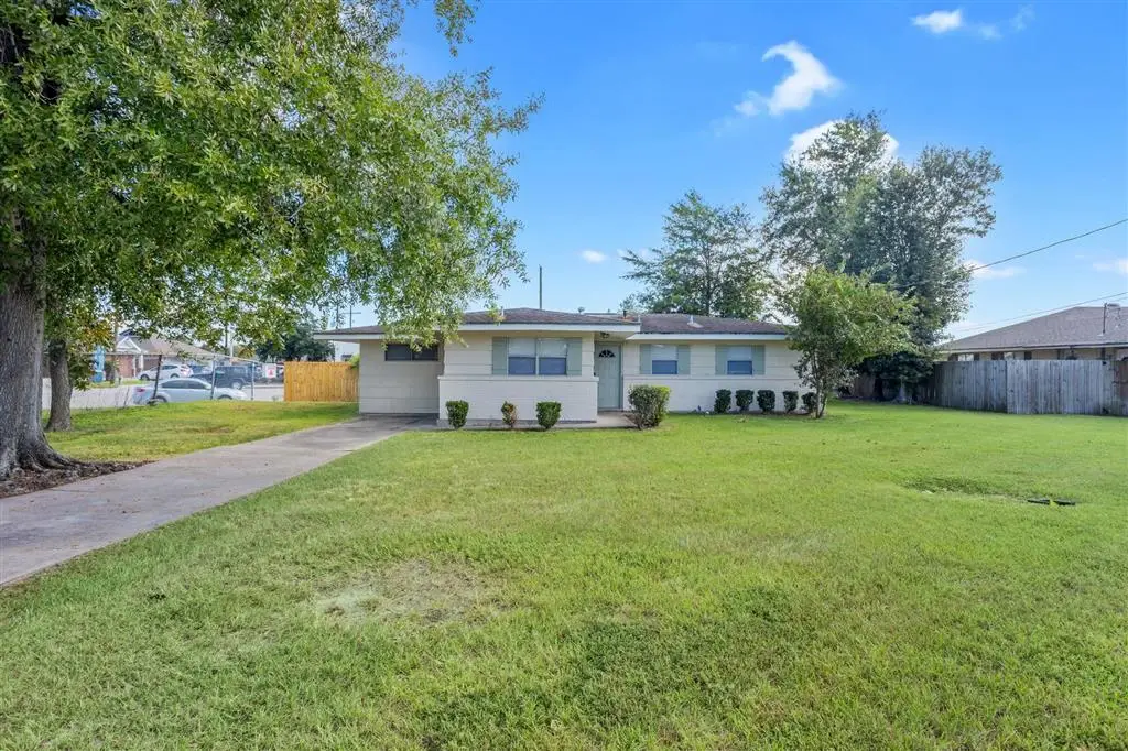 1018 Loretto Avenue, Sulphur, LA 70663 - Image #1