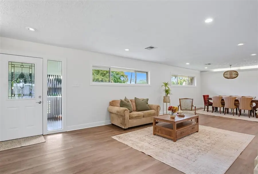 2200 Barbe Court, Lake Charles, LA 70601 - Image #3