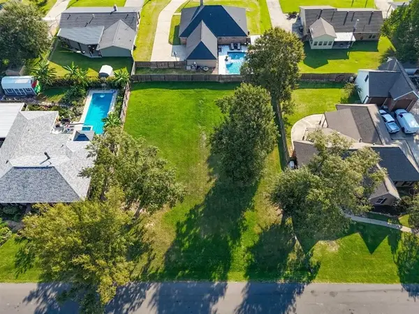 TBD Riverridge Drive, Lake Charles, LA 70605