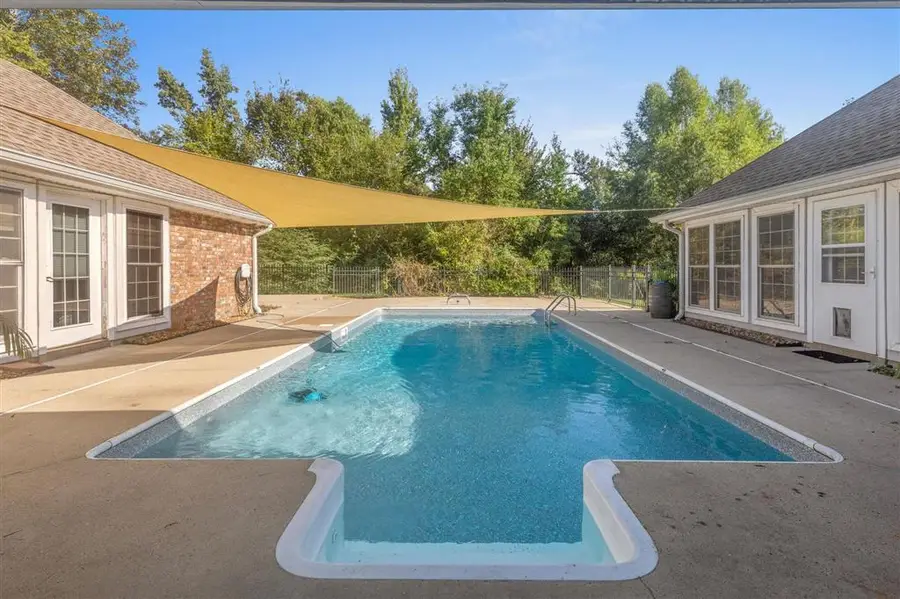 945 Tanglewood Drive, Lake Charles, LA 70611 - Image #2