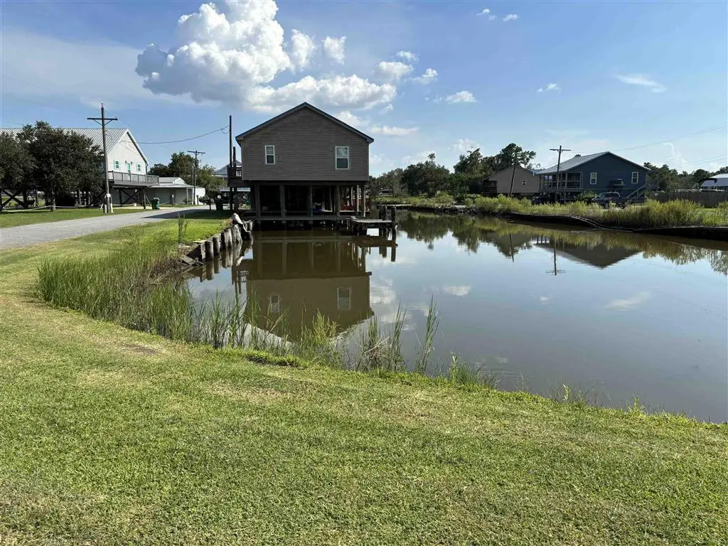 Pirates Cove Lane, Sulphur, LA 70665 - Image #1