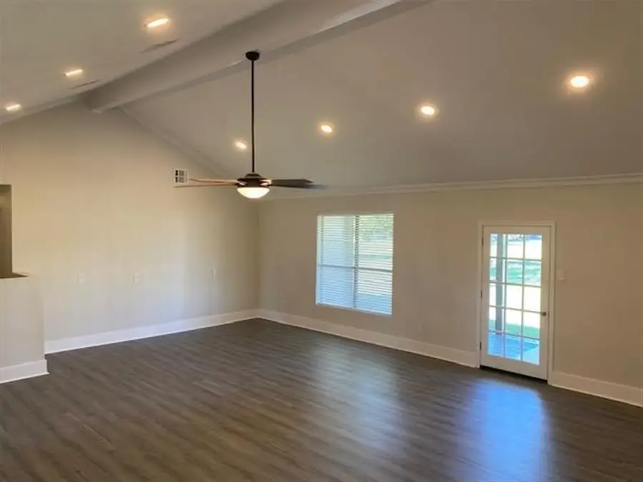 1084 Highland Street, Lake Charles, LA 70605 - Image #2