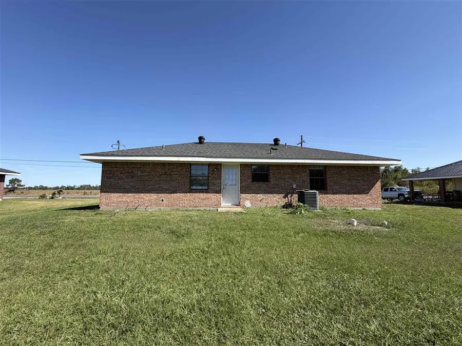 1036 I-10 Mobile Village Road, Lake Charles, LA 70615 - Image #2
