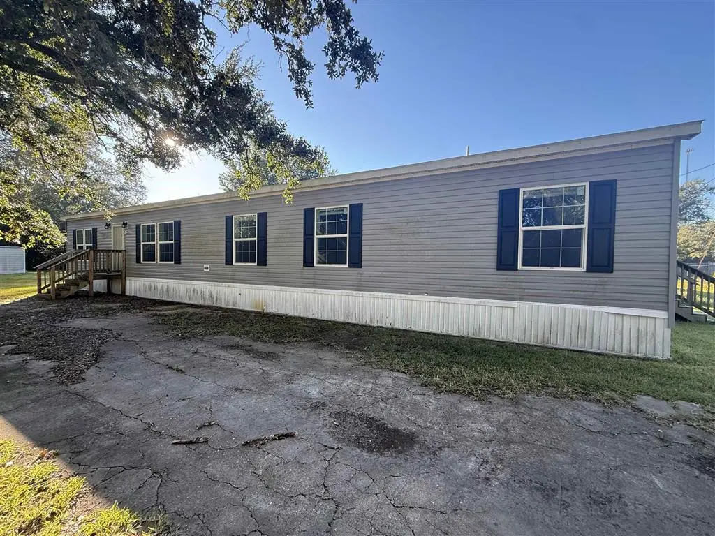 1409 Nelson St Street, Vinton, LA 70668 - Image #1