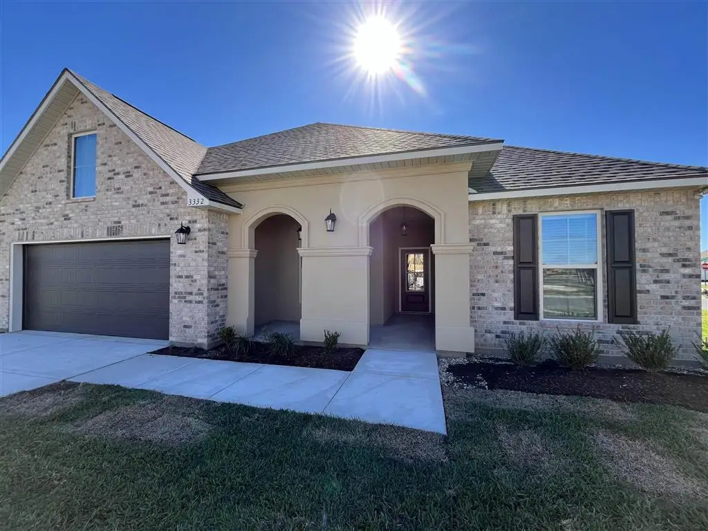3332 Lake Crest Drive, Lake Charles, LA 70607 - Image #1