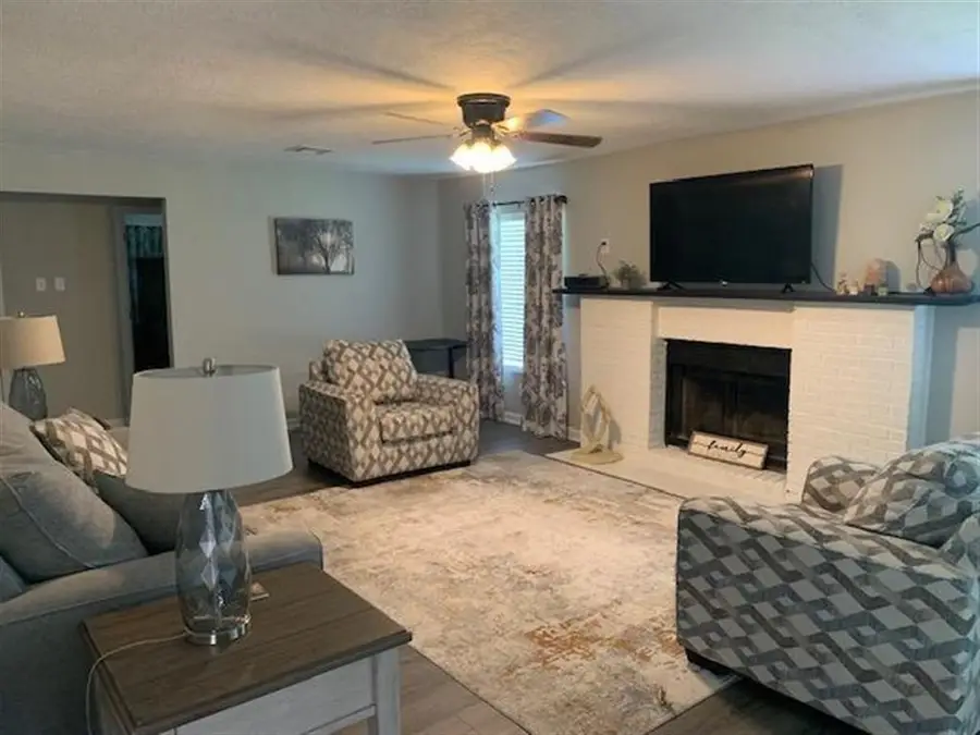 3124 Davis Road, Westlake, LA 70669 - Image #2