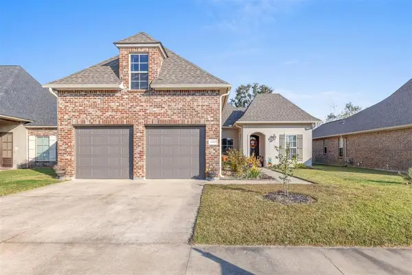 3255 Fairwood Lane, Lake Charles, LA 70607