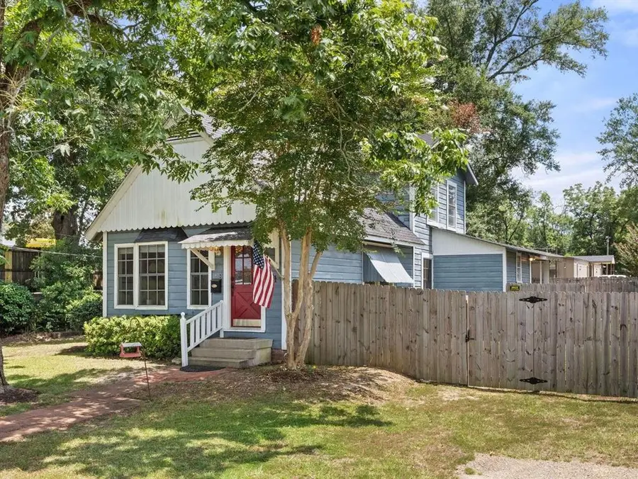 501 Magnolia Street, Deridder, LA 70634 - #2