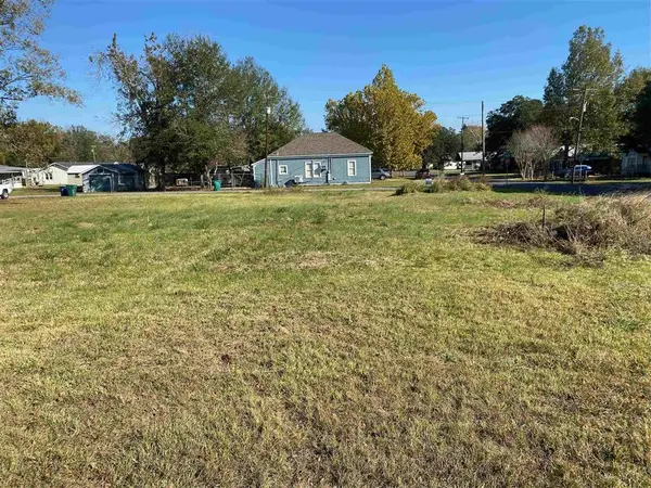 506 Yoakum Street, Dequincy, LA 70633