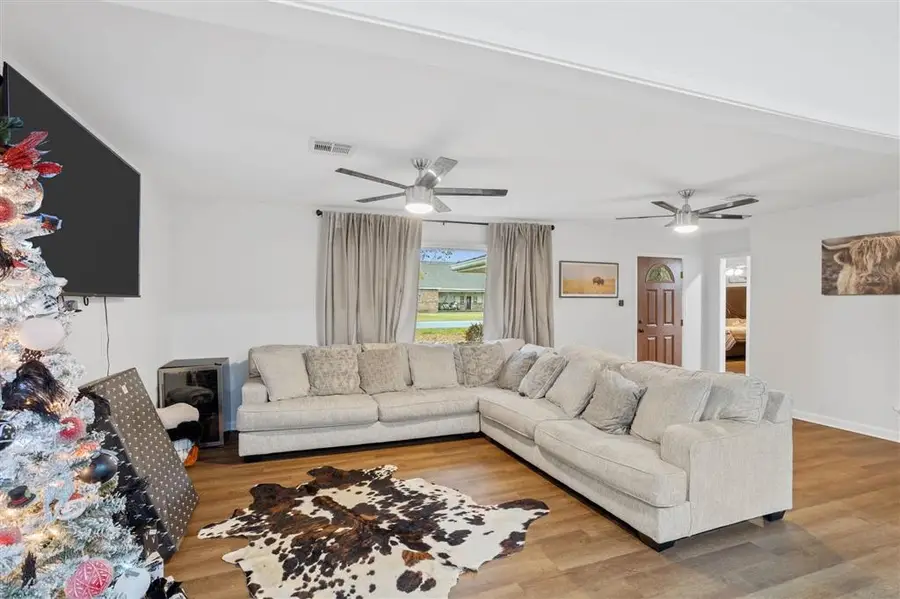 209 River Oaks Drive, Westlake, LA 70669 - Image #2