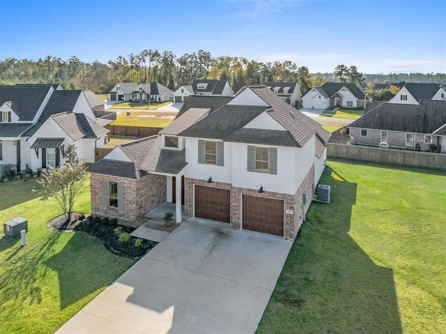 938 Northlake Court, Lake Charles, LA 70611 - Image #2