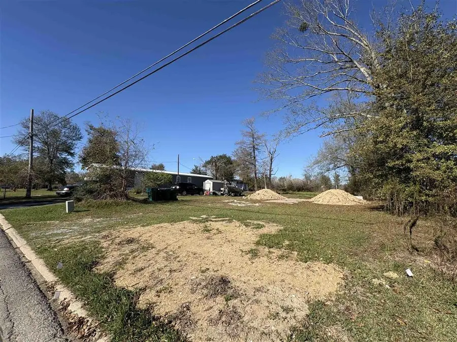 818 Live Oak Street, Westlake, LA  - #2