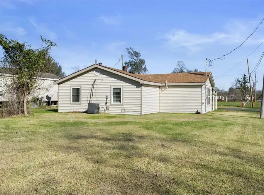 2201 Duke Street, Westlake, LA 70669 - Image #2