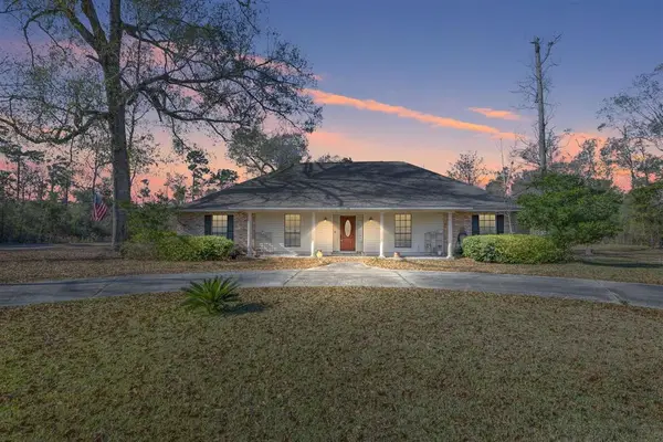 913 Dogwood Drive, Lake Charles, LA 70611