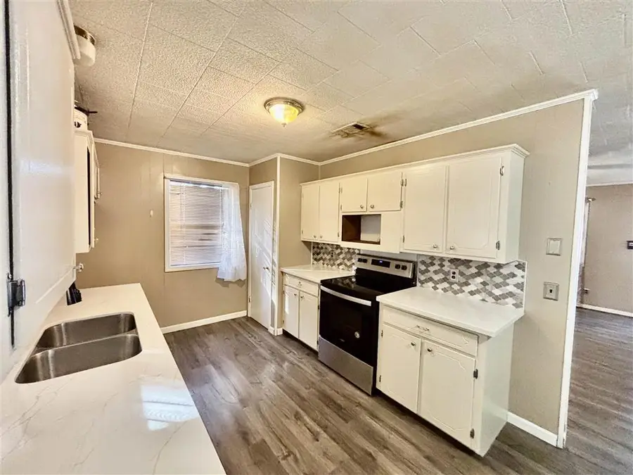 2216 Greenlawn Road, Lake Charles, LA 70607 - Image #3