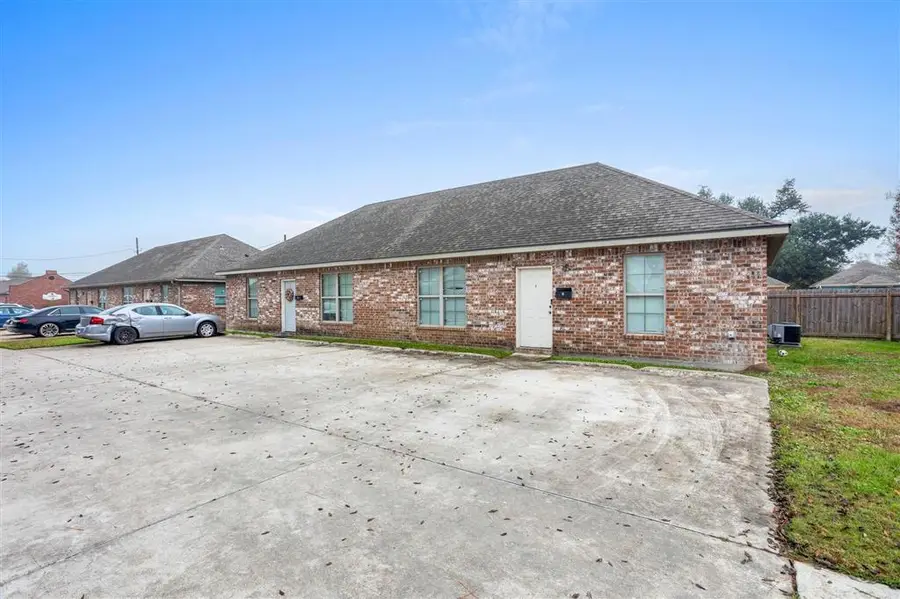 513 W Lagrange Street W, Lake Charles, LA 70605 - Image #2