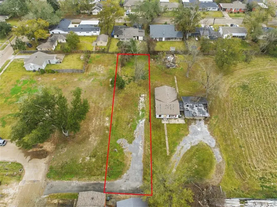 705 Derouen Street, Lake Charles, LA 70607 - Image #2