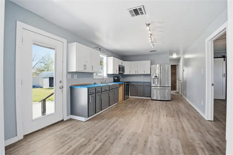 7945 Nelson Road, Lake Charles, LA 70605 - Image #3